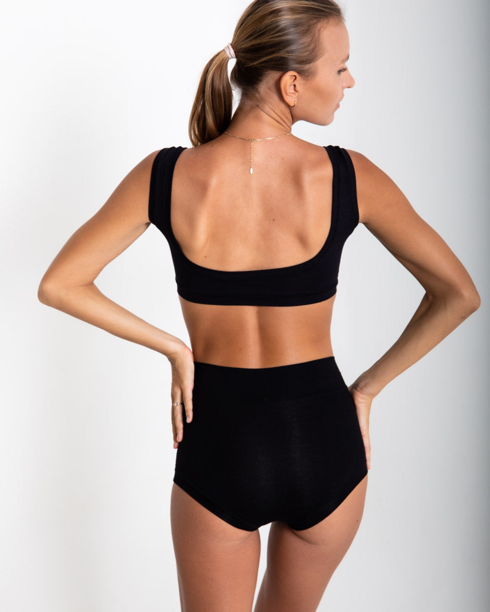 Devi High Waist Hipster