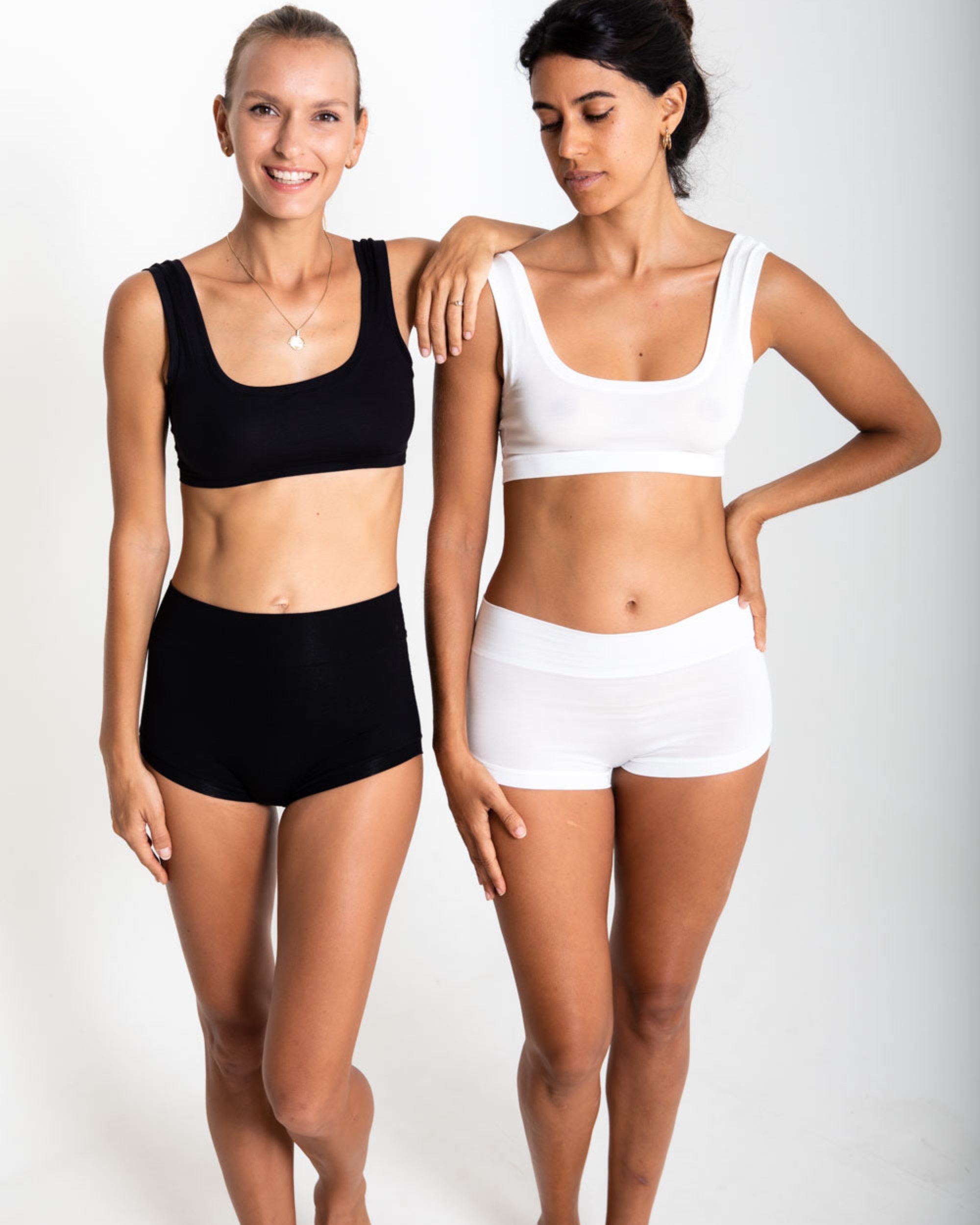 Devi High Waist Hipster